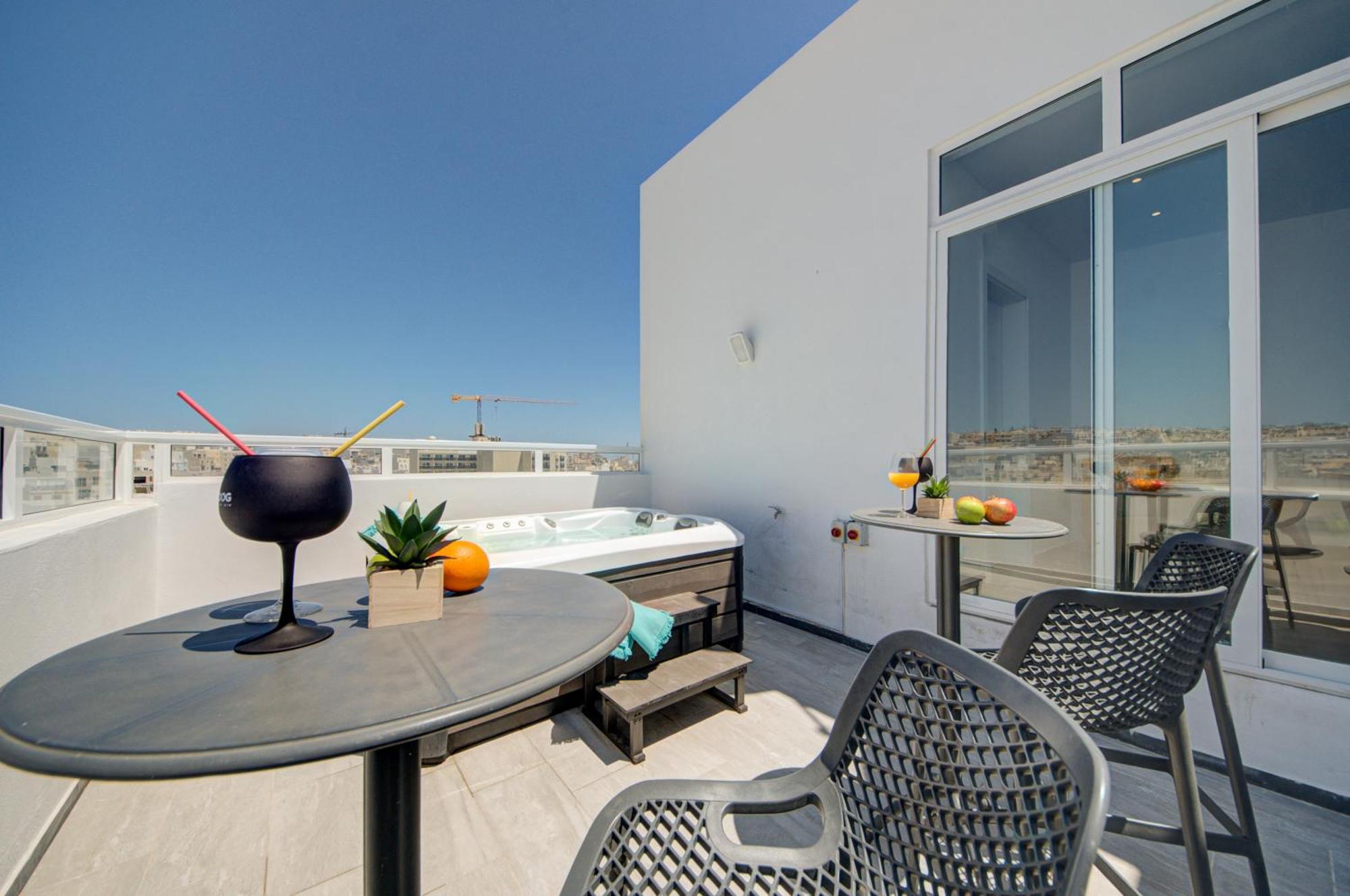 Marina Suites & Apartments - Self Catering - By Tritoni Hotels Gzira Exterior foto